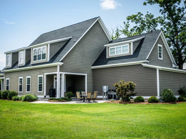 The Best Siding Contractors in Denver, CO for New Siding and Siding Repair, Roof Inspection Services, and more.