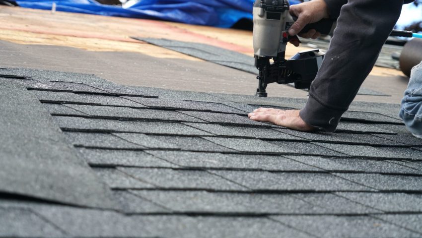 We are the best Castle Rock roofing contractors with a proven track record for a new roof, hail damage after a hail storm, or wind damage